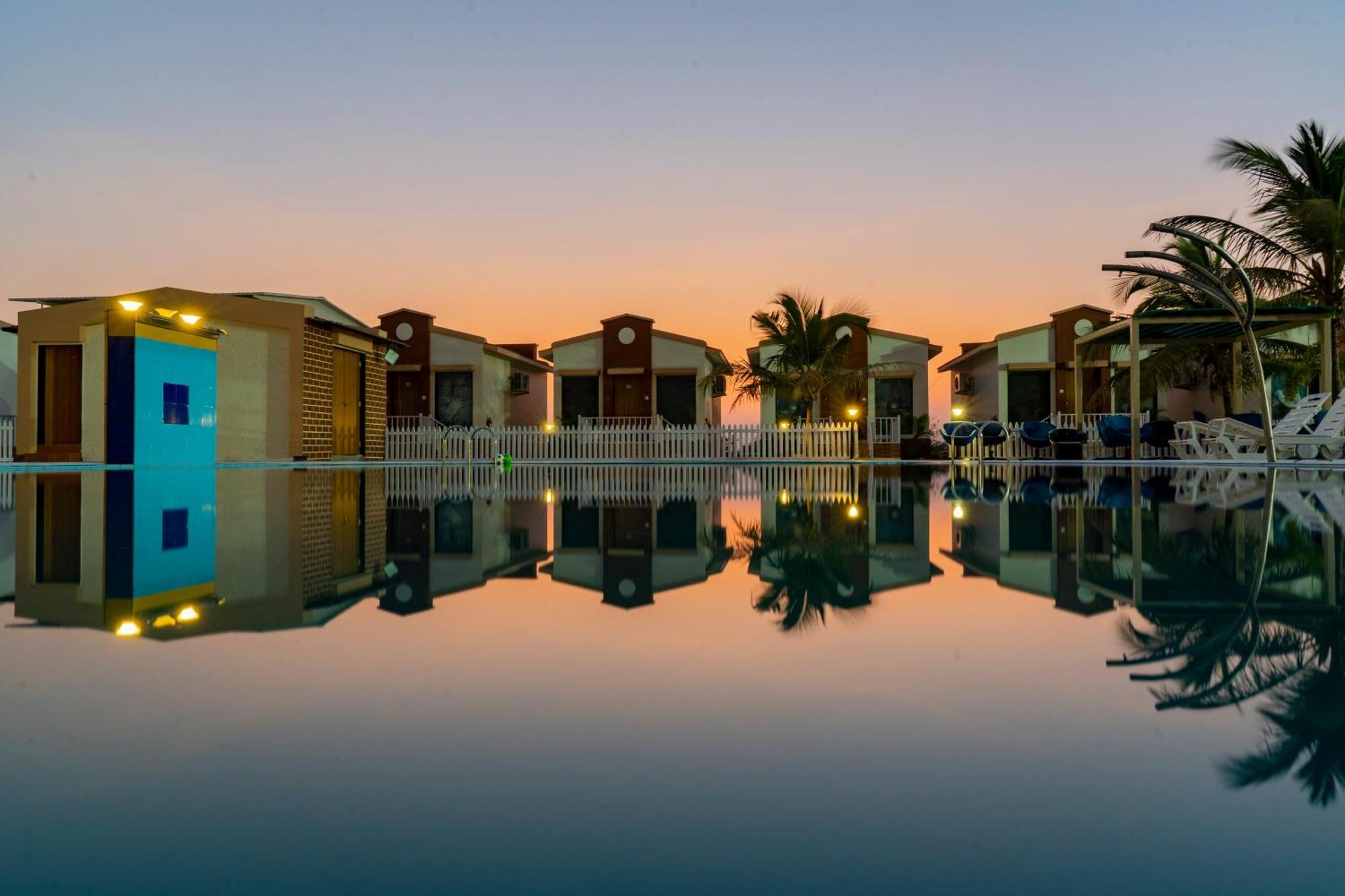 Flamingo Club And Resort Una 3 Km Away From Diu Check Post Exterior photo