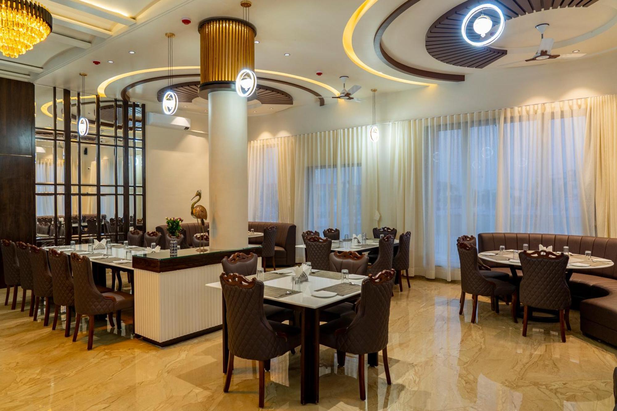 Flamingo Club And Resort Una 3 Km Away From Diu Check Post Exterior photo